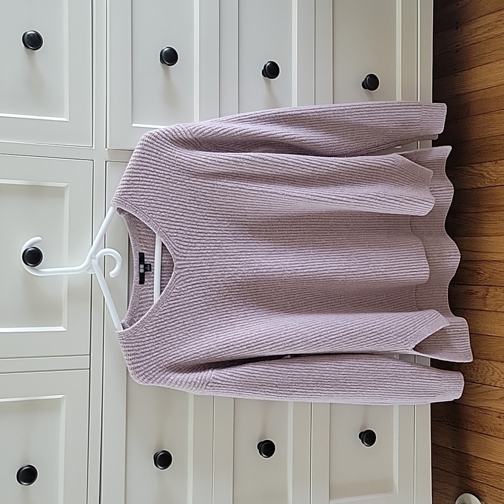 Uniqlo pale pink sweater